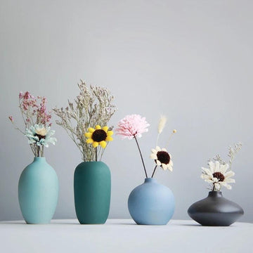 Japanese Minimalist Ceramic Flower Vase – Handmade Art for Living Room, Bedroom, and Desktop Decor